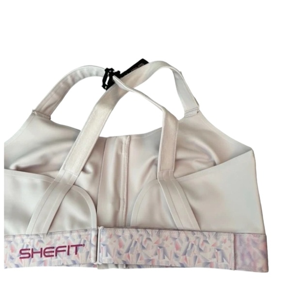 SHEFIT FLEX SPORTS BRA
Medium Impact - Picture 15 of 15